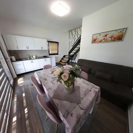 Tatil Evi Homes Pozitiva Bihać