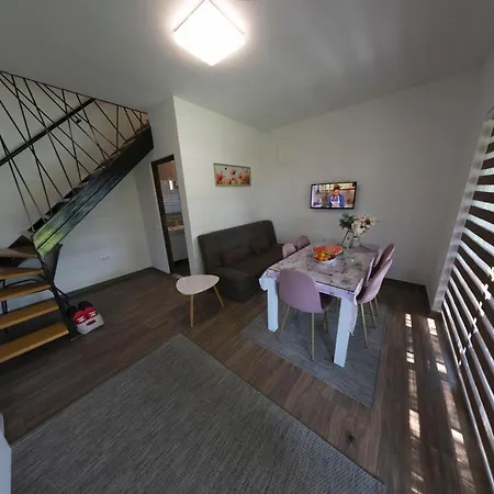 Homes Pozitiva * Bihać