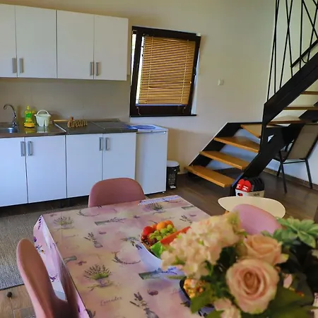 Homes Pozitiva Tatil Evi Bihać