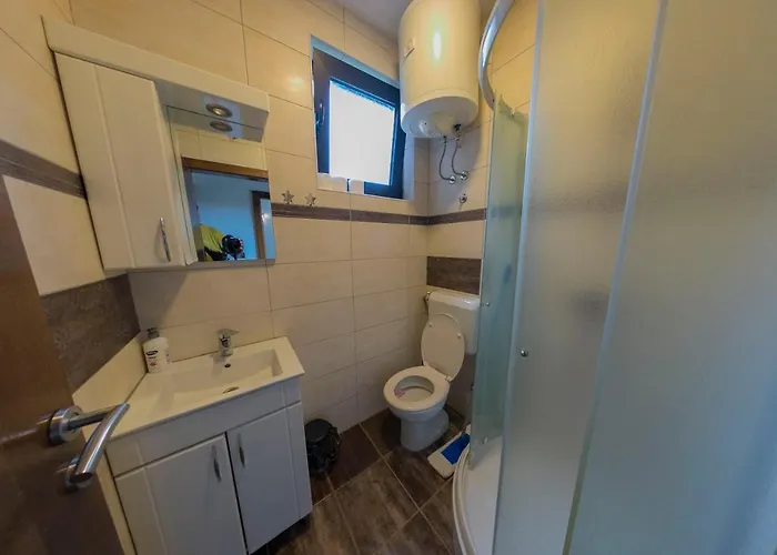 Holiday home Homes Pozitiva *