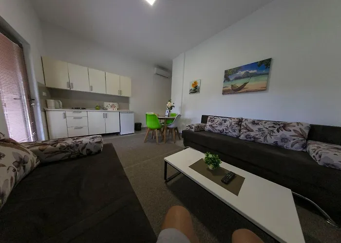 Holiday home Homes Pozitiva